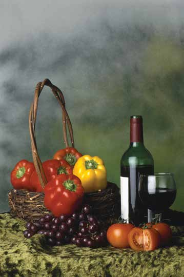 Matvarer med høyt innhold av antioksidanter (Rune Blomhoff, antioksidanter og oksidativt stress 2004): Frukt og grønnsaker med sterk farge har høyest innhold av antioksidanter.