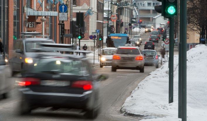 1. Innledning Forslag til Strategi for trafikksikkerhetsarbeid i Buskerud 2014 2023 bygger på mål og strategier i Nasjonal transportplan 2014 2023 (NTP) og Fylkevegstrategi 2014 2023.