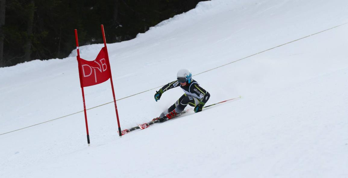 SPORTSLIG LEDER I 14/15 sesongen har vi hatt følgende treningsgrupper med trenere; U16/U14 (Andreas Løchen/ Andre Hagen/ Stian Sande), U12/U10 (Petter Ønvik/ Truls Hansen/ Marthe Dahlen Lium) og