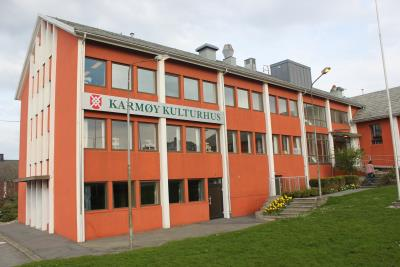SKOLEBRUKSPLAN 2015-2030 3.4.3 Karmøy kulturskole Karmøy kulturskole har hovedkontor sentralt plassert i Åkrehamn sentrum, i det gamle kommunehuset. Kulturskolen er et musikk- og kulturfaglig tilbud.