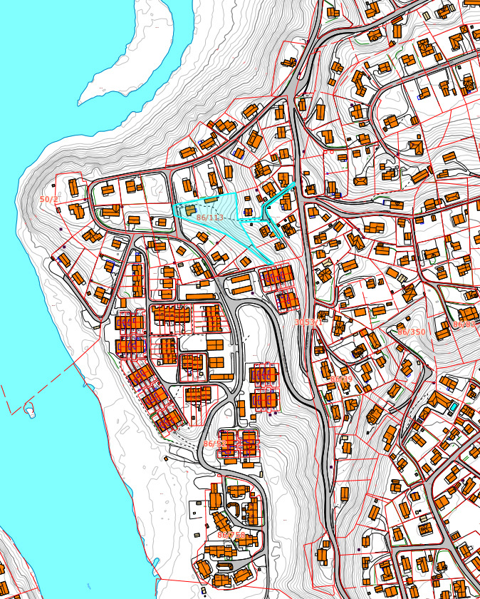 Også parkeringsanlegget GB1 er gitt utnyttelsesgrad da den kan bebygges med garasje og felles søppelskur Utnyttelsesgraden, BYA=35% avspeiler hva garasjebygget vil oppta av arealet, ikke