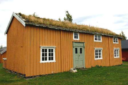 Museet Leka bygdemuseum sliter økonomisk for tida. Museet har ei stor samling spennende gjenstander gitt av folk gjennom tidene. En del av samlinga står i fare for å bli offer for «tidens tann».