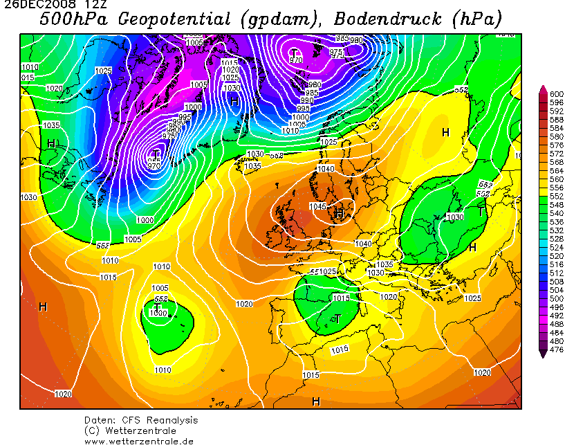 Figur 11.11: Bakketrykk og geopotensiell høyde for trykkflaten tilsvarende 500 hpa kl 12:00 på 11. februar 2008. Case 3: 26.12.2008 til 28.