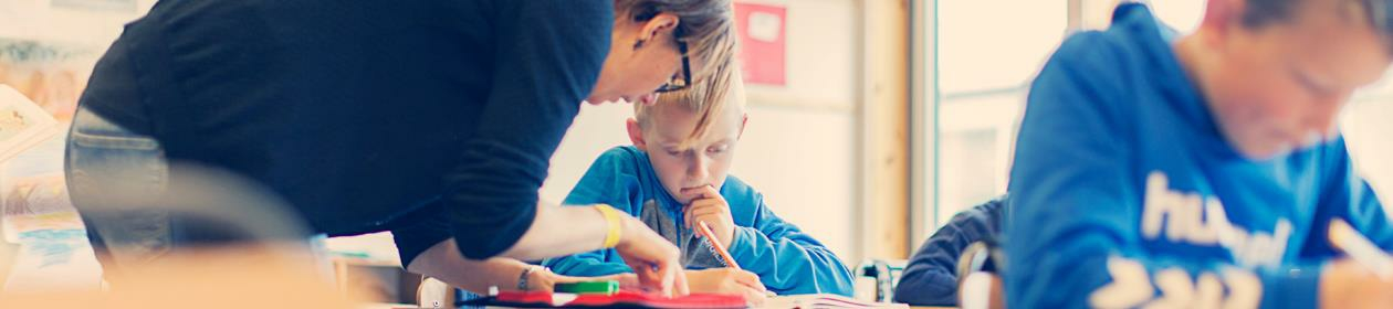 NO EN Spesialpedagogiske utfordringer i barnehage og skole: mulighet og vekst Studiet skal gi inngående kunnskap om spesialpedagogiske utfordringer i barnehage og skole med vekt på hvilke muligheter