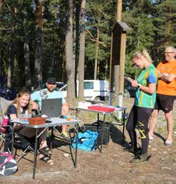 ansvarlig. Deler av området benyttet til Ungdomsløpet 18.9.2016. HOENSVANNET + SYDOVER Morten Berglia og Åmund Tonna ajourførte store deler av kartet Hoensvannet i forbindelse med Eikernatta 2015.