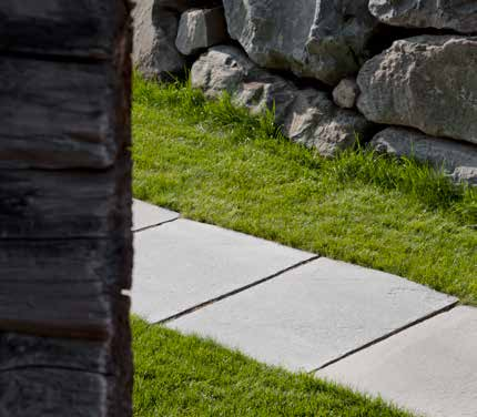 PRODUKT l TRÅKKHELLER Tråkkheller TRÅKKHELLER OPPDAL 36 FORDELER Enkel måte å etablere en sti eller gangvei over plenen på. Lett å installere, krever ingen tilpasning.