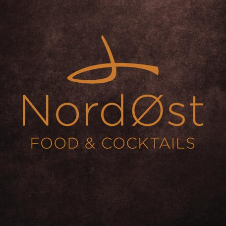 Magisk opplevelse da Nord møtte Øst i Trondheim Sjelden har vel et arrangement i Chaîne des Rôtisseurs blitt så fort fullbooket som da NordØst Food & Cocktails inviterte til Dîner Amical 17. februar.