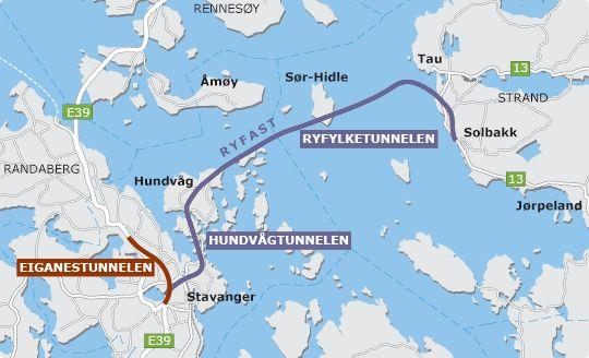 15 EIGANESTUNNELEN Figur 14 Oversikt over tunneltraseene Eiganestunnelen, Hundvågtunnelen og Ryfylketunnelen (Statens Vegvesen, 216) Den 3,7 km lange Eiganestunnelen skal gå mellom Schancheholen og