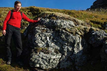 STUDIERETNING RESSURSGEOLOGI Studieretningansvarlig: Førsteamanuensis Rune Berg-Larsen rune.larsen@ntnu.