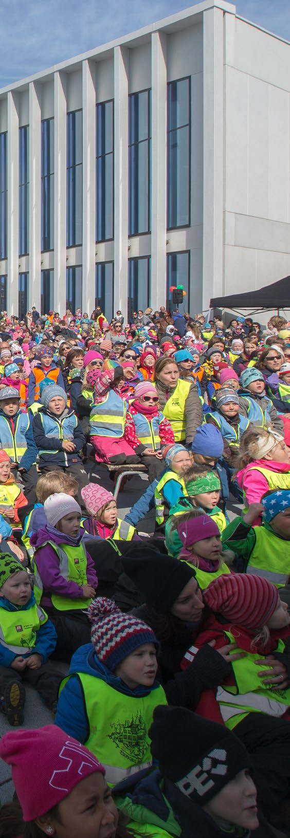 indeks nordland Nummer 14 Årgang 2017 En rapport om utviklingen gjennom 2016 og utsiktene for 2017 Indeks Nordland Indeks Nordland er et partnerskap mellom Nordland fylkeskommune, DNB, Innovasjon