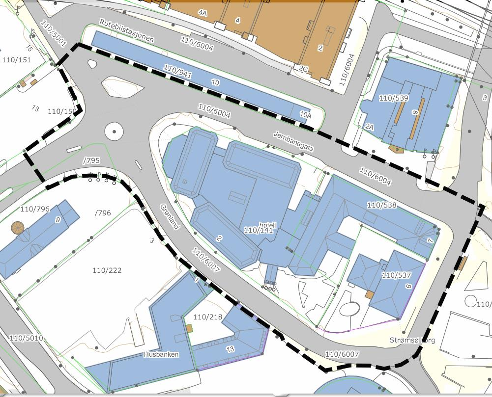 1. INNLEDNING 1.1. Bakgrunn Området som ønskes utviklet, ligger ved Strømsø torg og jernbanestasjonen, og utgjør kvartal S24 i sentrumsplanen for Drammen.