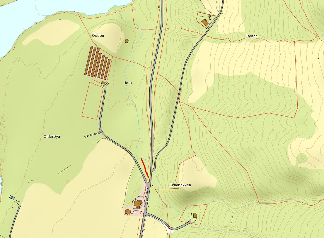 Jora Jora ligger helt nord i Rennebu kommune med en anadrom strekning på ca. 600 meter. Den androme strekningen ender ved et kraftverk som oppstrøms har ledet bekken i rør.