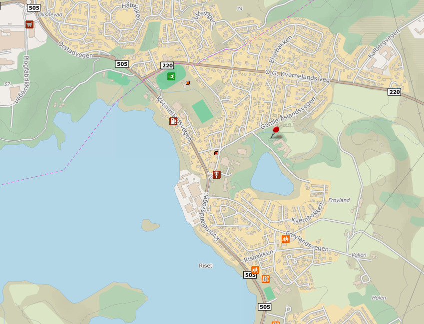 Arealer i 1. etasje der personer kan samles settes i kategori C. Arealer med bord osv., for eksempel i skoler, kafeer, restauranter, spisesaler, leserom, resepsjoner osv. qk = 3,0 kn/m 2.