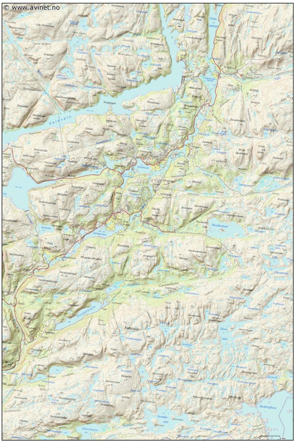 Side: 2 1 Innledning NGI er anmodet om skredfaglig vurdering av oppstillingsplass for caravaner ved Solheim øst for Tjørhom i Sirdal kommune (figur 1). Figur 1.