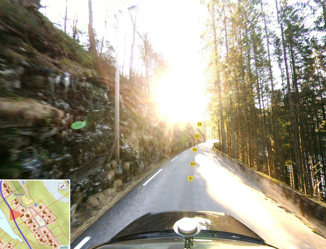 Fv. 391 Leknesvegen Er det fortau på strekninga: Nei Fartsgrense: 50 km/t ÅDT: 300 Vegbreidd: Parti på strekningen med breidd under 4 meter Belysning: Ja Deler av strekninga er markert som særleg