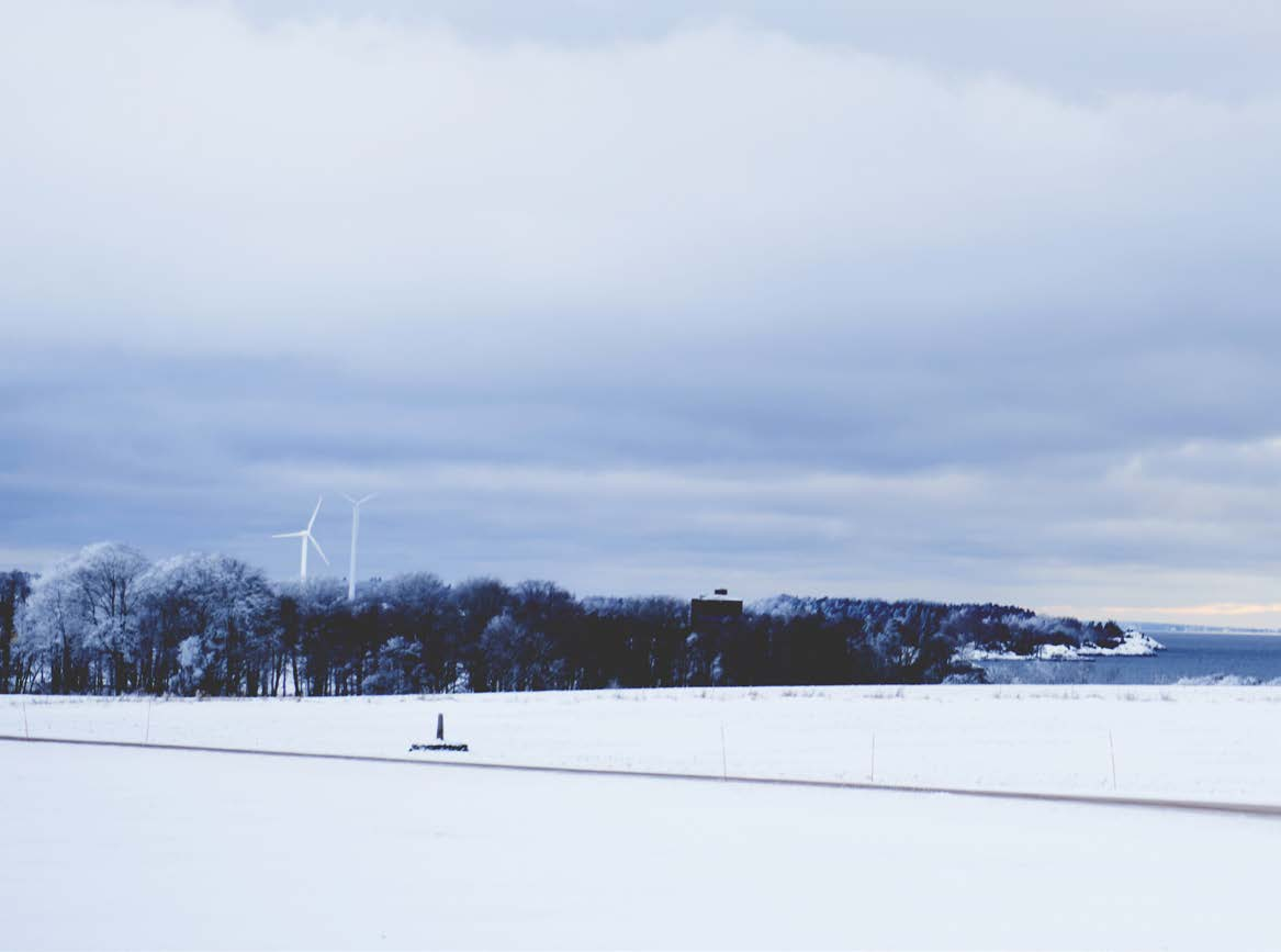 Sommer som vinter. Din KABE er alltid sikker på veien. Vi har stor respekt for de utfordringer man stilles ovenfor på de skandinaviske veiene.