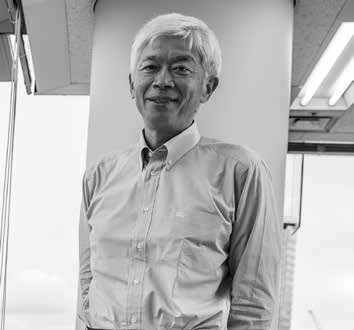 Hitachi Construction Machinery Vi utvikler anleggsmaskiner som bidrar til å skape velstående og bekvemme samfunn Yuichi Tsujimoto, HCM President INSPIRERT AV EN BEDRE FREMTID Hitachi Ltd.