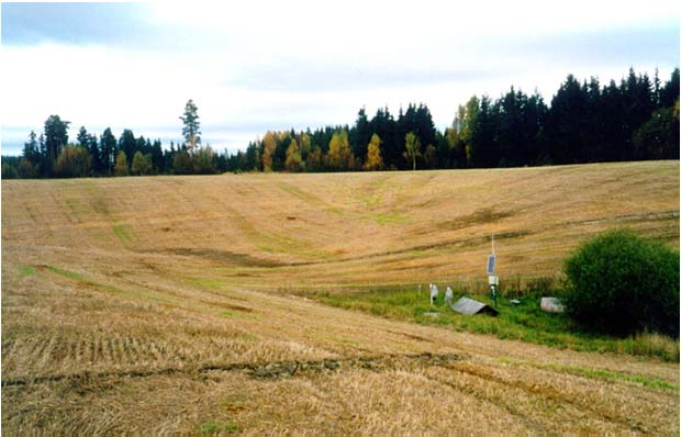 80 Tilbakeholdt fosfor (%) 60 40 20 Løst fosfor Partikkelbundet fosfor 0 0 1 2 3 4 Hydraulisk belastning (m/d) Figur 2.8 Tilbakeholdelse av fosfor i fangdammer (etter Braskerud, 2002).