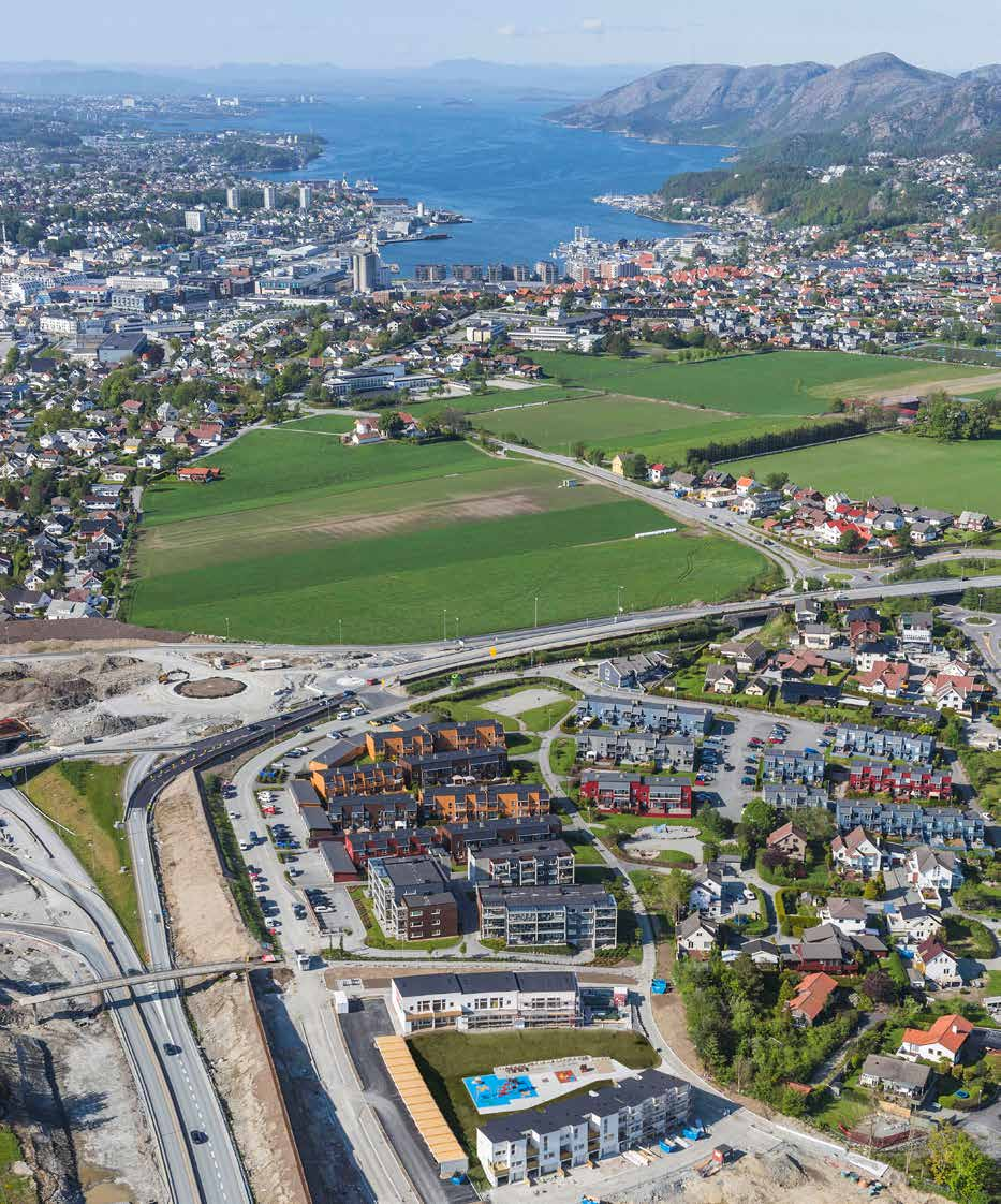 Stavanger Sandnes sentrum Maxi Austrått skole Ålgårdsveien 13 VELKOMMEN TIL HOVEMARKA På Hovemarka, to-tre minutters kjøring fra Sandnes sentrum og en liten rusletur fra Stokkalandsvatnet, bygger vi