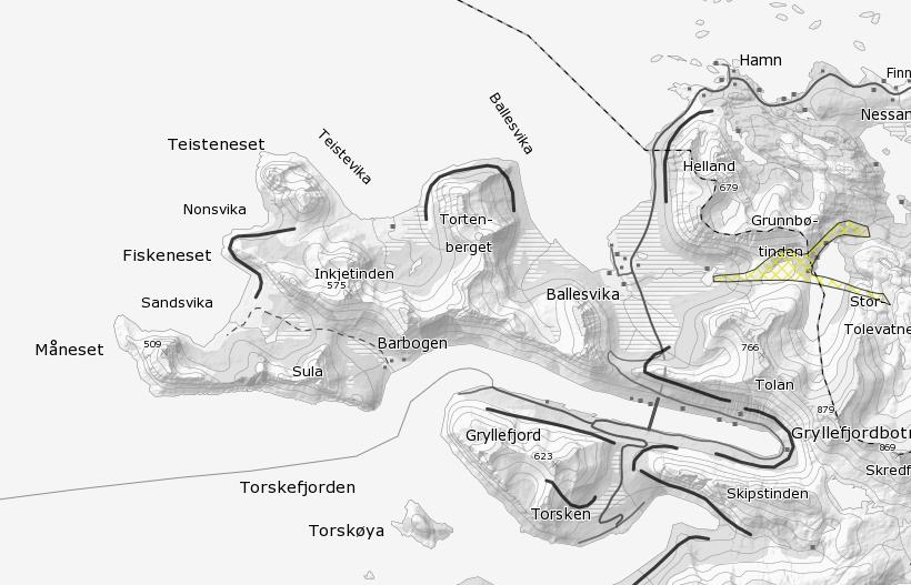 Rapport 25/01/2017 29 Det pleier å være mye dyr i Ballesvika vår, høst og vinter. Utpå etterjulsvinteren legges det ut tilleggsfòr til rein I Ballesvika, utenfor TLVO, dersom det er nødvendig.