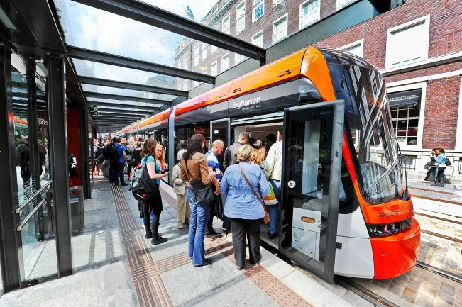 Bane- og bussystemene må utvikles Oslo og Bergen banebaserte løsninger