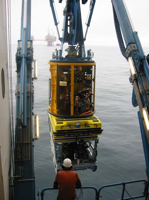 Subsea på vei opp ODIM LARS ODIM er i ferd med å posisjonere seg Behov for kraftig utstyr ODIM systemene mer