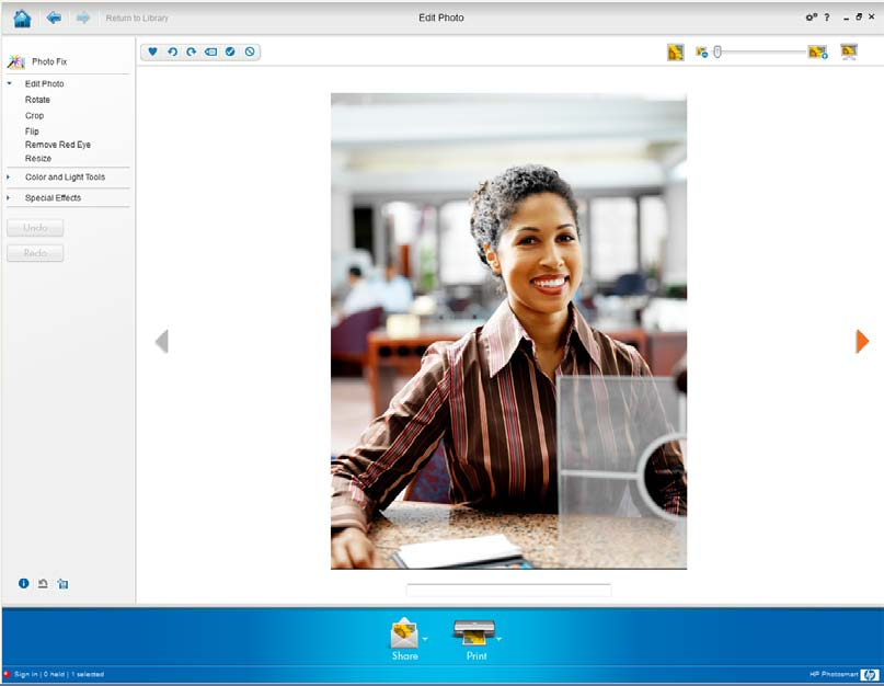 Redigere et bilde 1 Dobbeltklikk på snarveisikonet for HP Photosmart Essential på skrivebordet. 2 Klikk på View Library (Vis bibliotek).