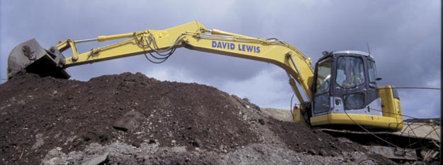 Volume 5 N 3 5 I Port Talbot, Wales, er David Lewis Civil Engineering tungt engasjert i Asset Investment Programme for Dwr Cymru (Welsh Water) og bygging av lagertanker for å sikre at det ikke blir