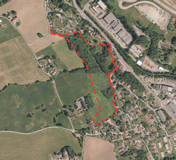 6. SKUI/KVEISE Området ligger utenfor arealstrategien og ikke i tilknytning til noe sentrum. Det ligger ca 2 km fra Vøyenenga sentrum. Politikerne ønsker seg mer boligutvikling i området.