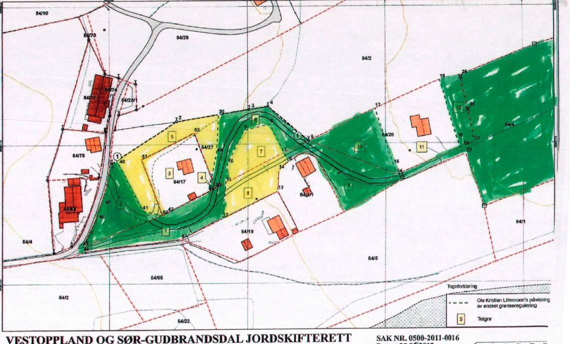 Eiendommene 54/17 (1.023m 2 ) og 54/27 (ca 3.4 daa) er begge avsatt til landbruks-, natur- og friluftsformål i kommuneplanen, med bruk av grunn registrert som «fritidseiendom» i matrikkelen.