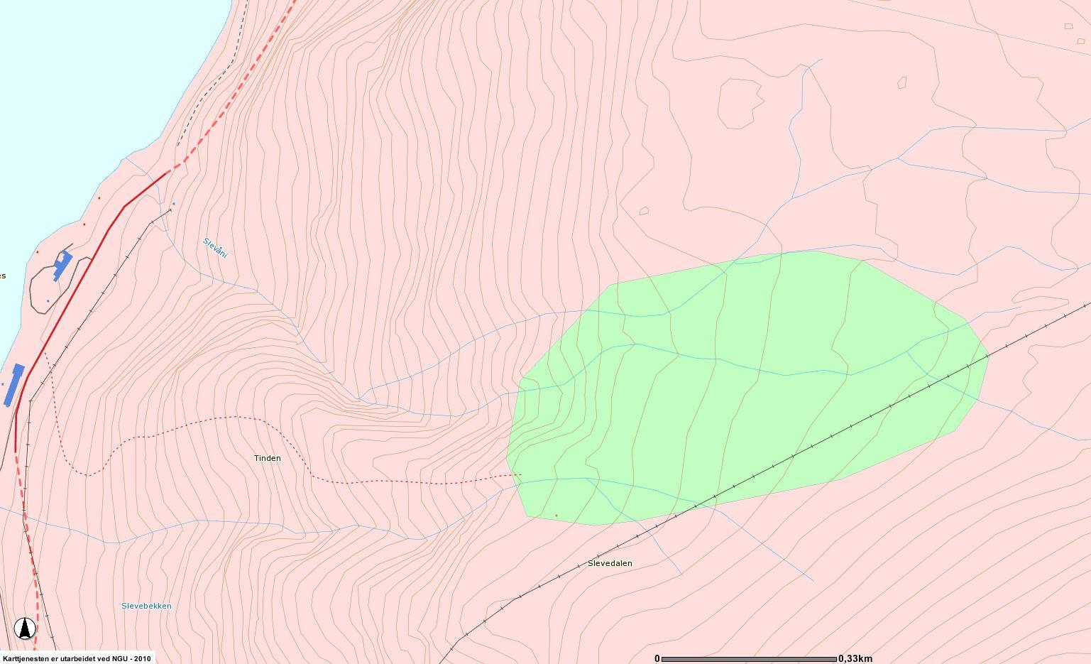 Figur 5. Løsmasseavsetninger i influensområdet til Sleveåne kraftverk. Det meste er bart fjell (rosa) mens det i øvre del er et felt med tynt morenedekke (grønn) (www.ngu.no/kart/-arealis).