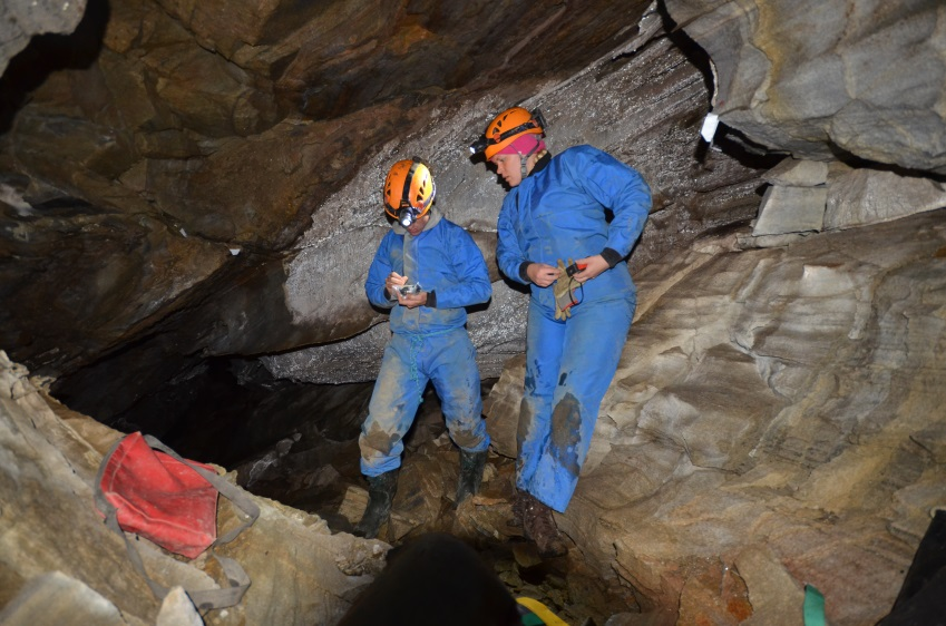 Grotter og grottedannelse i Nordland (rannveig.skoglund@geog.uib.no) Medveileder: Prof. Stein Erik Lauritzen, Inst.