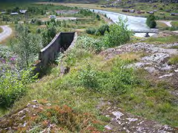 Kraftlinjer: Der er bygd 22 kv kraftlinje fram til Vårstølen, vist på kart 1 : 5000 vedlegg 3. I tillegg er det bygd lågspent fordelingsnett til hytter, stølshus og sommarfjøs i området.