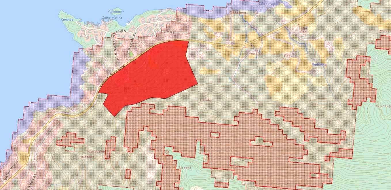 SNØSKREDFAREVURDERING, OSPELUNDEN BUSTADFELT 7 5 Vurdering av snøskredfare I aktsemdskartet for snøskred ligg bustadfeltet innanfor teoretisk utløpsområde for snøskred (Fig. 5). Fig. 5. Utsnitt frå aktsemdskart for snøskred (www.