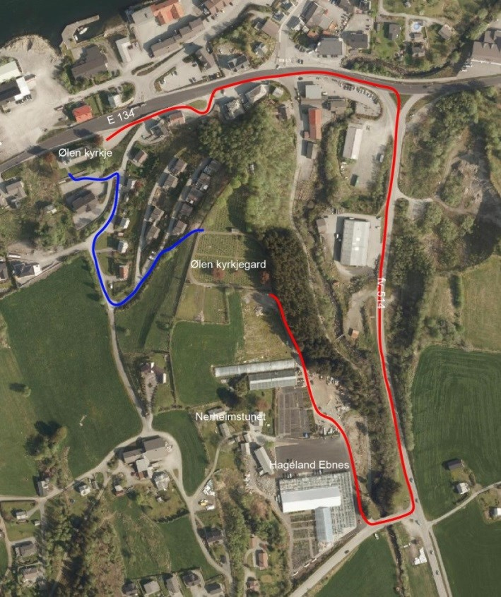 att oppe på Nerheim. Sør for kyrkjegarden, ligg Nerheimstunet som er eit gardstun frå om lag år 1660 (kjelde: Kommunedelplan for kulturminne og miljø, Vindafjord kommune 2015).