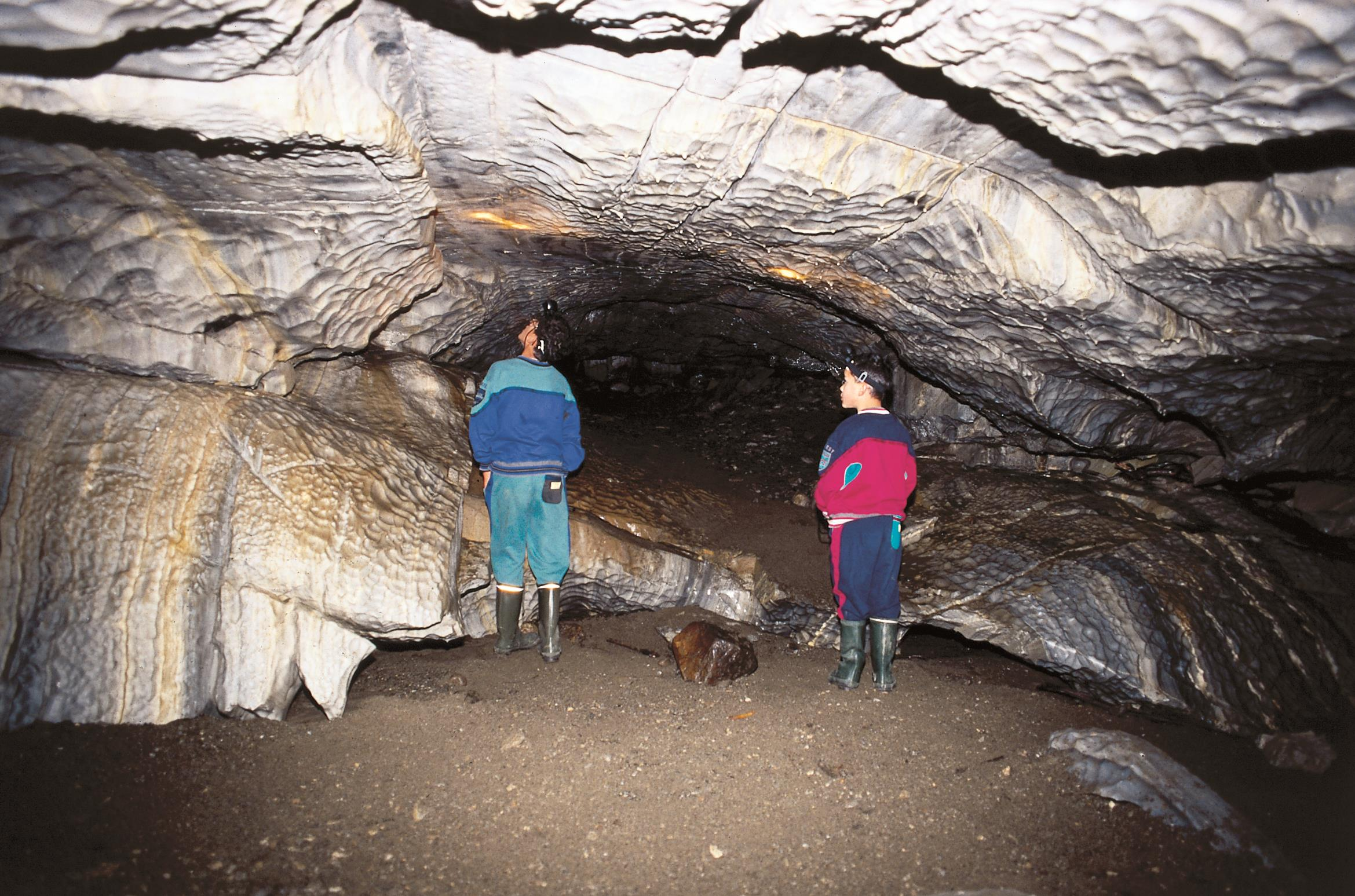 Grotter og karst Marmorgrotta, Røyrvik