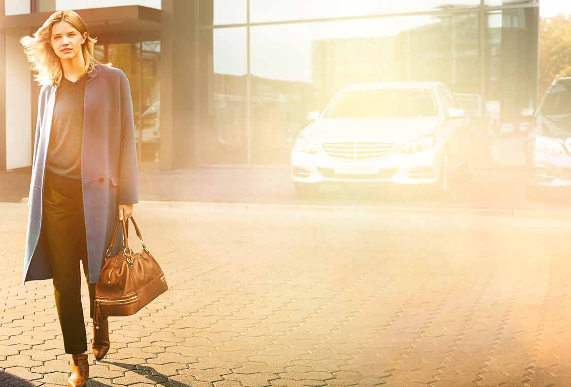 33 Vår service passer perfekt til din Mercedes Du får så mye mer enn bare en bil: Med på kjøpet får du noe som ikke kan måles i penger, nemlig et unikt partnerskap med Mercedes-Benz.