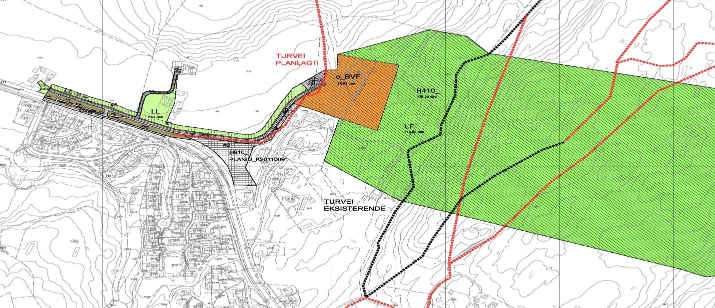 For sikring av ny og eksisterende vanntunnel reguleres areal over Vikåsen som hensynssone.