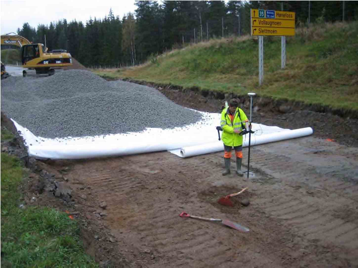 Skumglass: Frostisolasjon på «tivolistrekningen» Rv