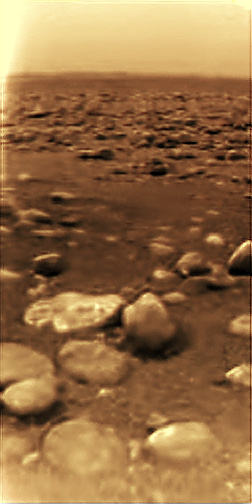 - Cassini sendte landeren Huygens Ql overflaten i 2005, virksom i 90 minu^er.