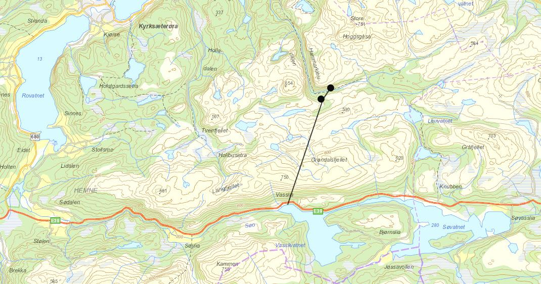 1 INNLEDNING TrønderEnergi Kraft (TEK) ønsker å rehabilitere eksisterende inntak og deler av overføringstunnelen fra Holdenelva til Vasslivatn i Hemne kommune. Det skal bl.a. fjernes løsmasser fra inntaket og fra deler av tunnelen.