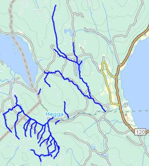 VF: Hegga bekkefelt Gjelder kun de vassdragsstrengene inkl. innsjøene som er markert ut med mørkeblått, unntatt Heggas hovedløp. Bildet er av Heggetjenn.