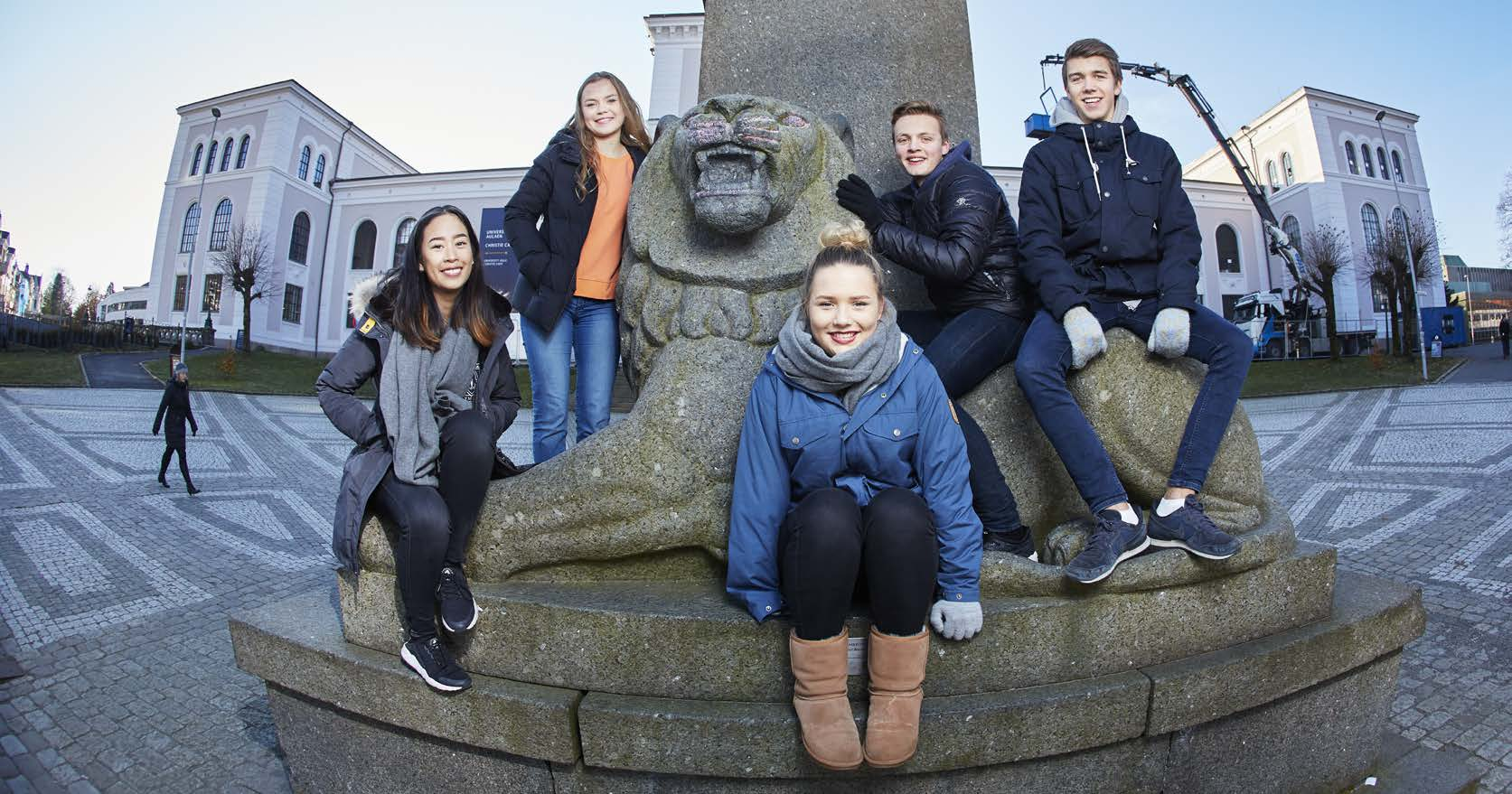 Bli student mens du tar videregående Universitetslinjen krever mer av deg St. Paul gymnas har inngått et samarbeid med Universitetet i Bergen (UiB) og opprettet en egen universitetslinje.