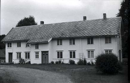 Utvidelser som følger trønderlånprinsippet med påbygg i lengden er en av de vanligste løsninger ved større arealutvidelser ved endringstype B.