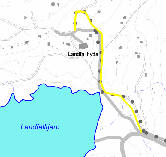 2. Damfallet Landfallhytta Ved siden av veien fra Damfallet og opp til Landfallhytta går skiløypa (lysløype) parallelt med veien i en lengde av ca. 450 m.