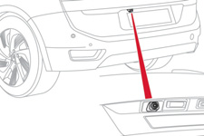 Kjøring Ryggekamera (Tourer) 4 Ryggekamera som aktiverer seg automatisk når bilen settes i revers.