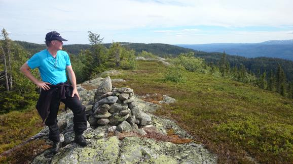 1. Oppsynsaktivitet: kontroll/tilsyn, informasjon mv Oppsyn i naturreservatet har i år som tidligere år vært rettet mot verneverdiene.