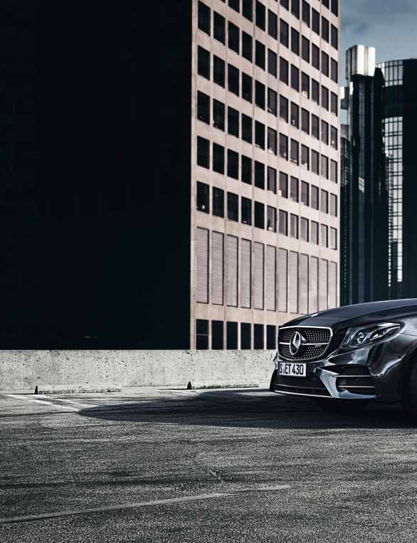 76 Business as unusual. Mercedes-AMG E-Klasse sedan og stasjonsvogn Mercedes-AMG er mer enn bare en produsent av performance-biler, AMG er et løfte. Et løfte om stadig å gå et skritt videre.