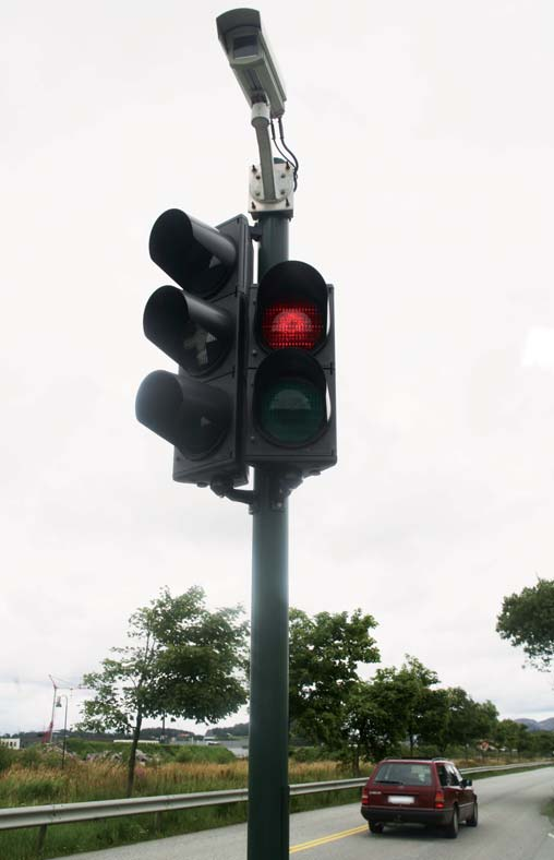 Vegtrafikkindeksen Vegtrafikkindeksen er berekna ut frå Statens vegvesen sine om lag 300 maskinelle teljepunkt, der trafikken vert registrert kontinuerleg kvar time heile året.