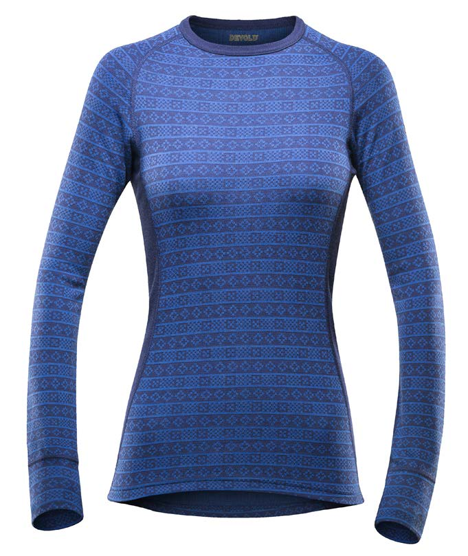 The breathable wool material in the jacquard knit feels soft against the skin and is naturally odour resistant.